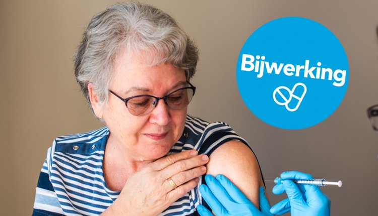 oudere vrouw krijgt gordelroosvaccin