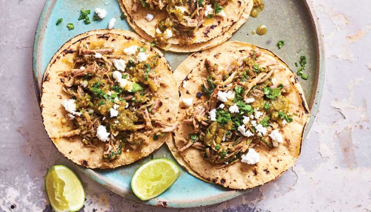 Taco met vhili verde en varkensvlees
