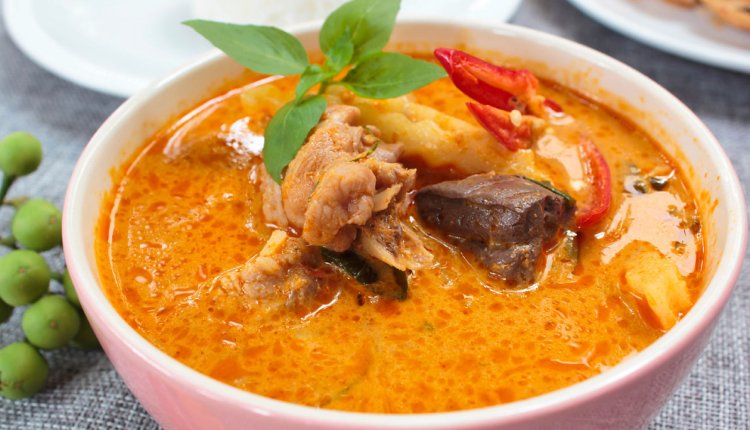 thaise kipcurry thaise kipcurry