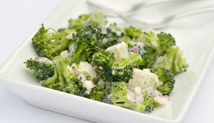 broccolisalade