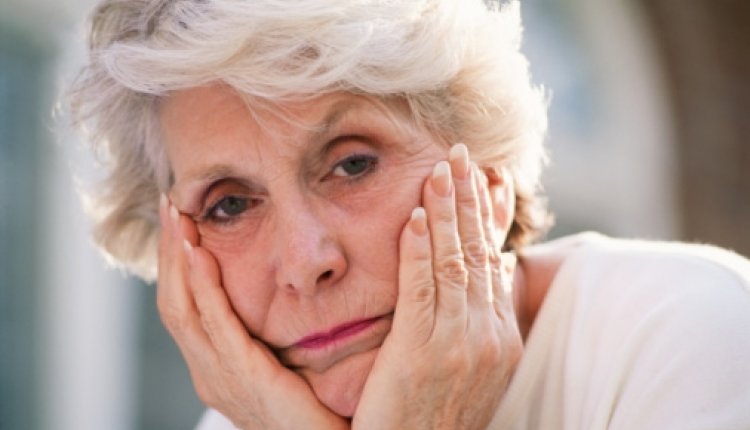 Oudere-vrouw-depressie