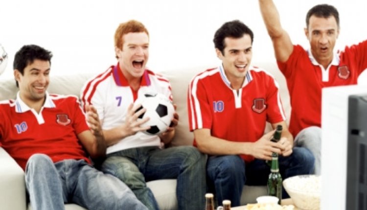 Voetbal kijken2