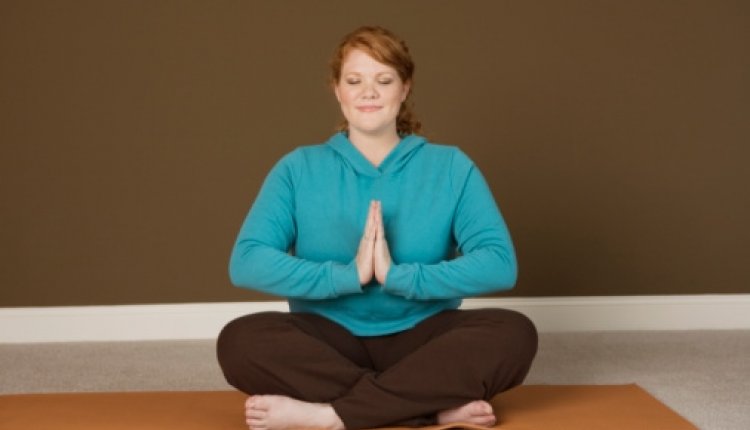 Vrouw-yoga