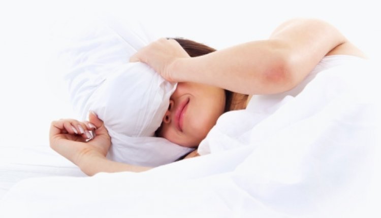 Wakker kussen op ogen