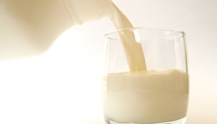Fles melk glas