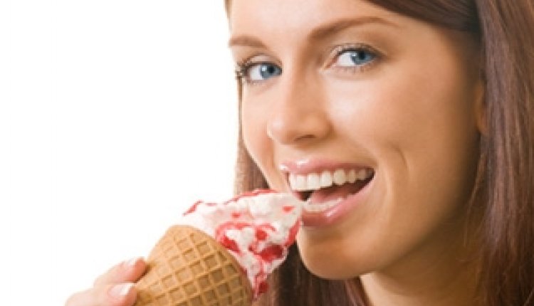 Ijsje eten