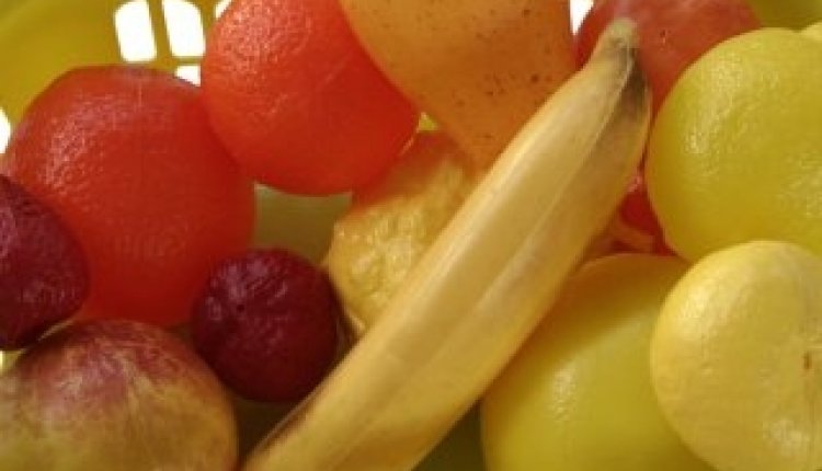 Plastic fruit