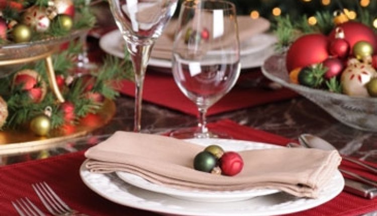 Kerstmis gedekte tafel