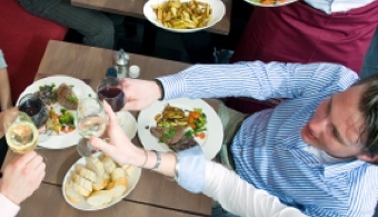 Uiteten in restaurant