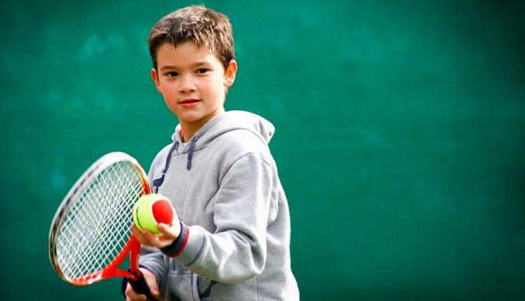jongen-tennis