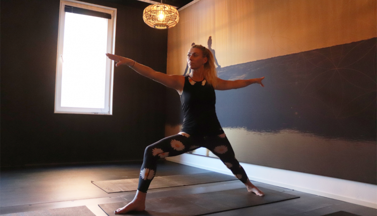 Yoga-instructrice Bianca Visser Yoga-instructrice Bianca Visser