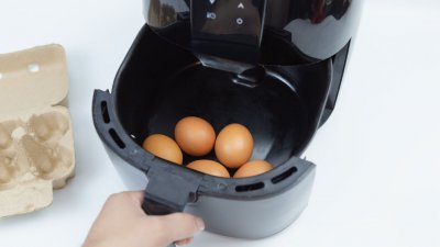 Kun je eieren koken in de airfryer?