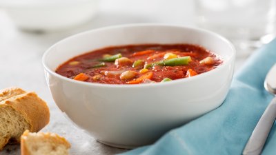 Hartige tomaten-groentesoep