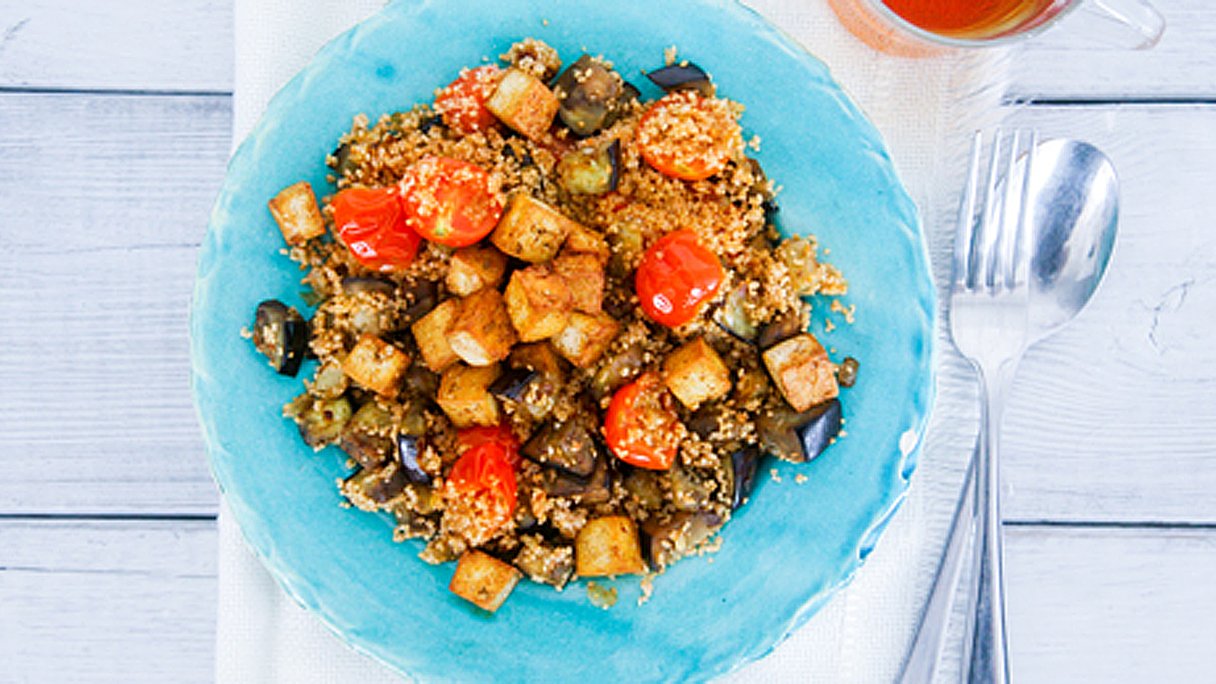 Couscous met aubergine en tofu