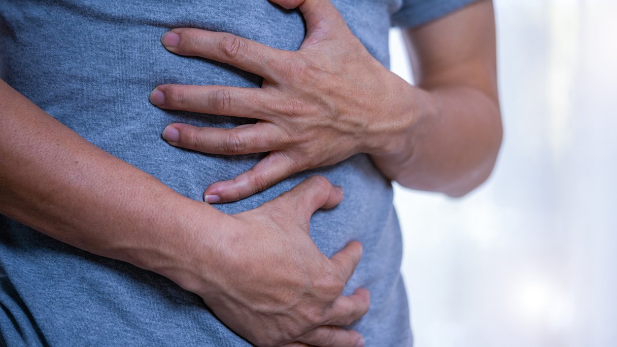 Wat kan ik doen tegen die maagpijn? | Gezondheidsnet