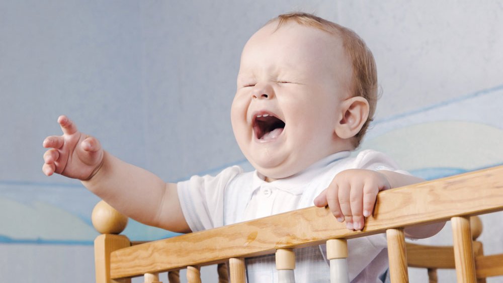 Mijn baby slaapt slecht, wat moet ik doen?