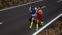 mensen hardlopen met STOX Energy Socks