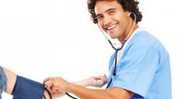 Dokter meet bloeddruk