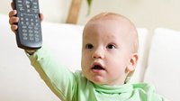 Baby met afstandbediening