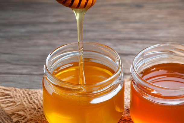 Honing in een potje